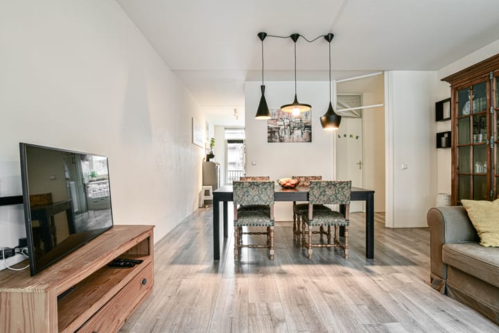 Foto 12 van Wagenaarstraat 377