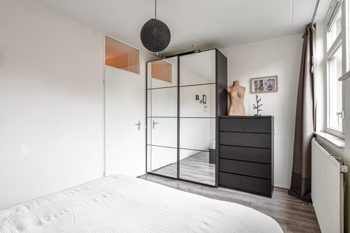 Foto 18 van Wagenaarstraat 377