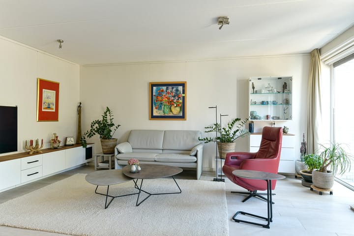 Foto 1 van Stoelenmatterhof 13