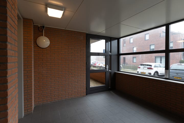 Foto 43 van Outger Jacobszstraat 17-A