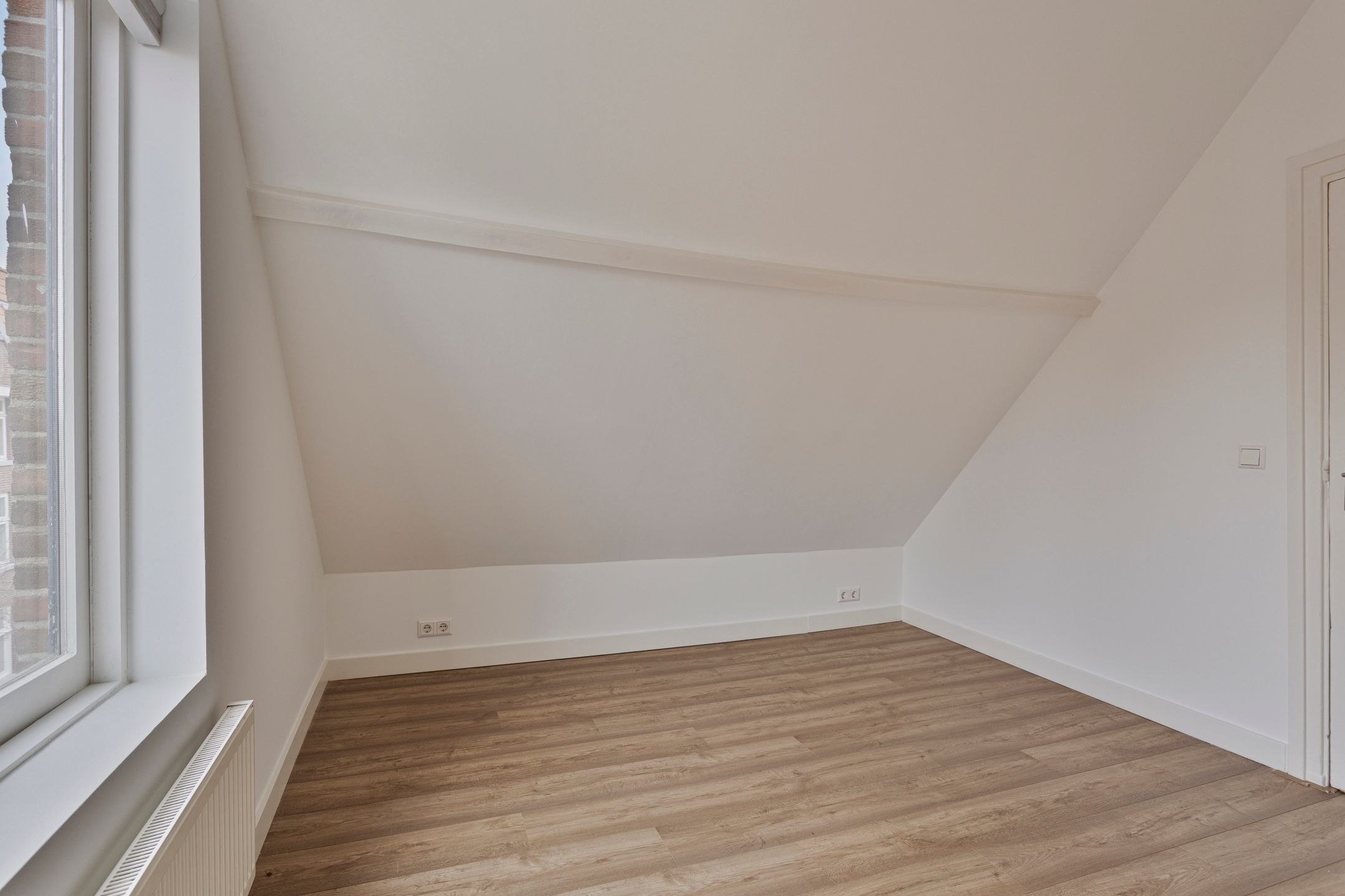 Foto 18 van Châlonsstraat 10-B