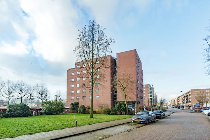 Foto 2 van Schermerhornpark 125