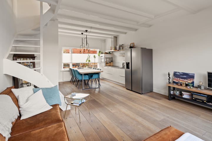 Foto 8 van Julianastraat 56