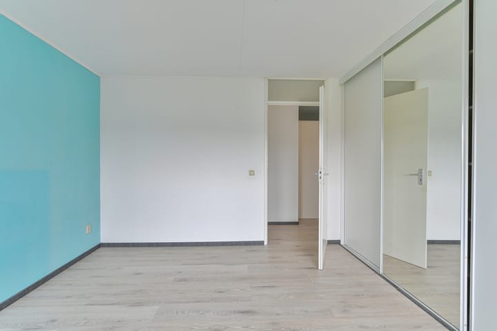 Photo 37 of Uilenveld 122