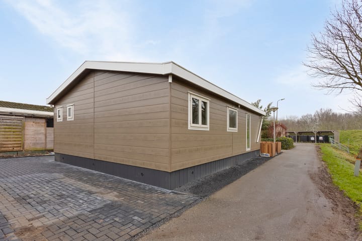 Foto 3 van Lekdijk oost 16-D12