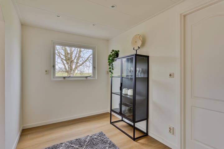 Foto 17 van Lekdijk oost 16-D12