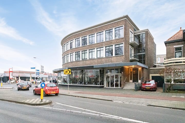 Foto 1 van Bredasestraat 80