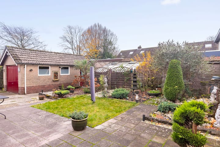 Foto 2 van Loenenseweg 49