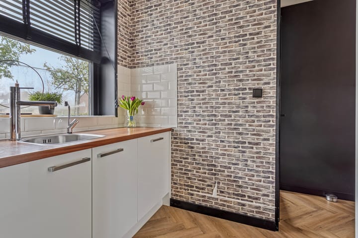 Photo 12 of Johnsonlaan 3