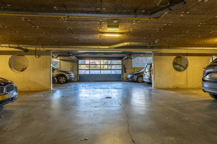 Foto 23 van Caesarstraat 32