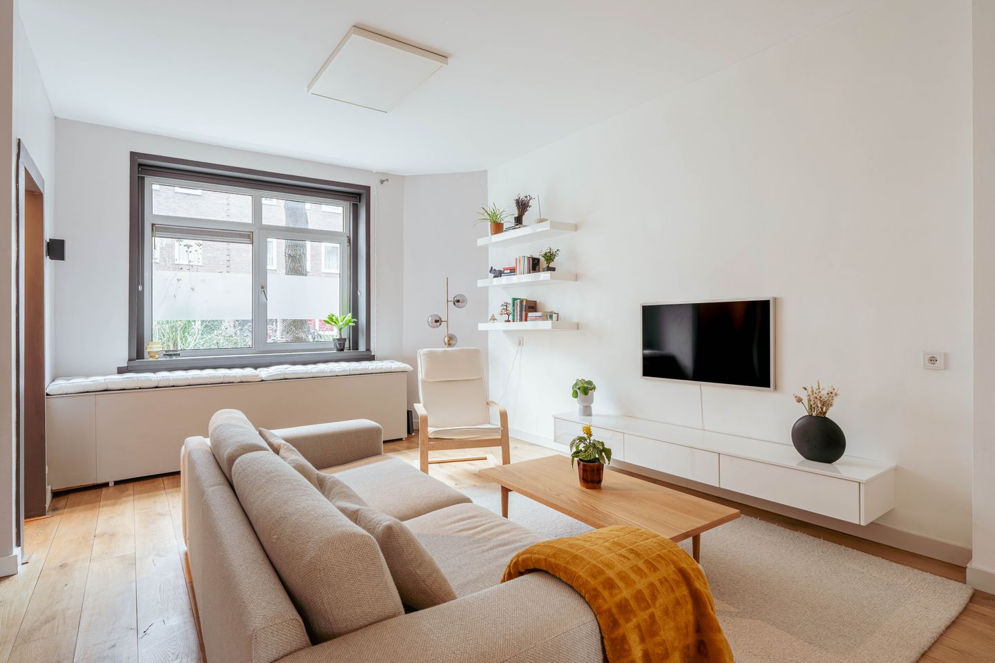 Photo 5 of Crynssenstraat 51-H