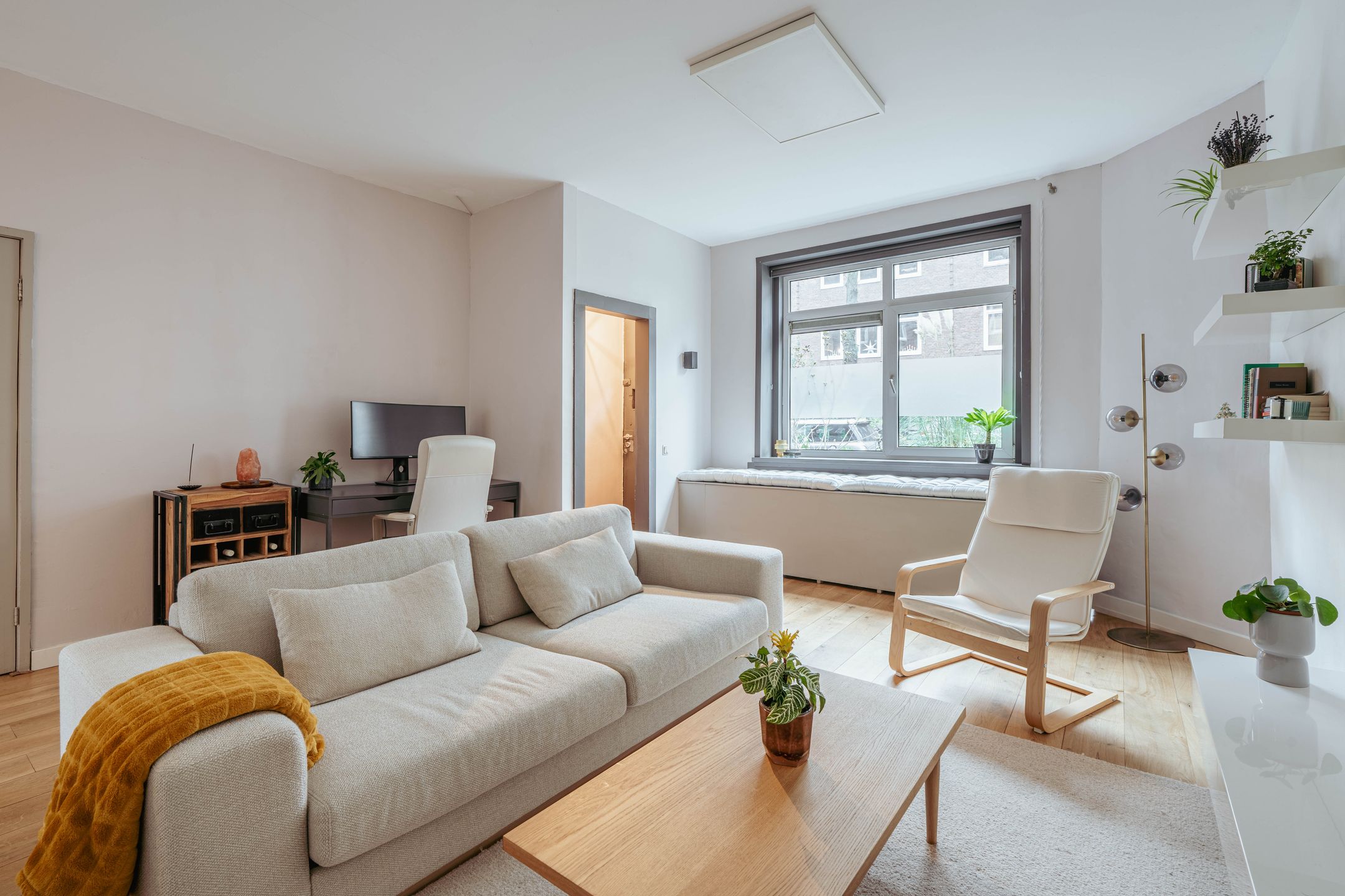 Photo 6 of Crynssenstraat 51-H