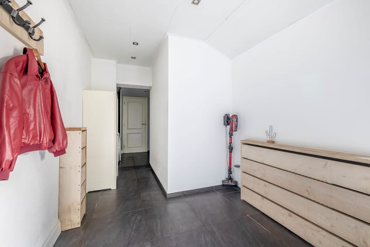 Foto 14 van Industriestraat 69