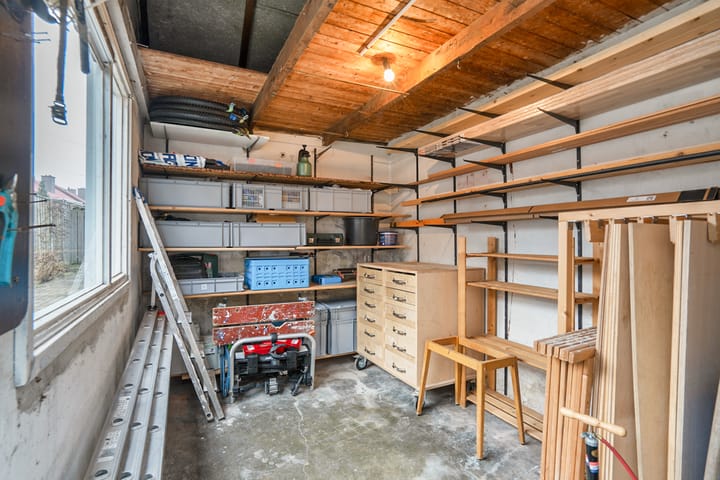 Foto 33 van Voortsweg 208