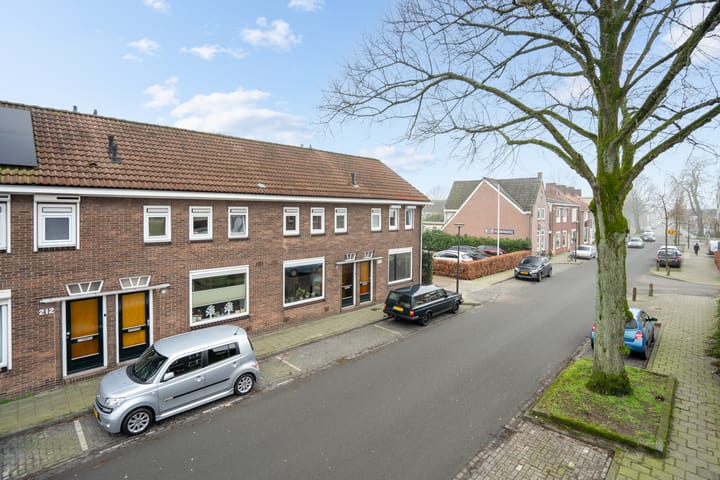 Foto 35 van Voortsweg 208