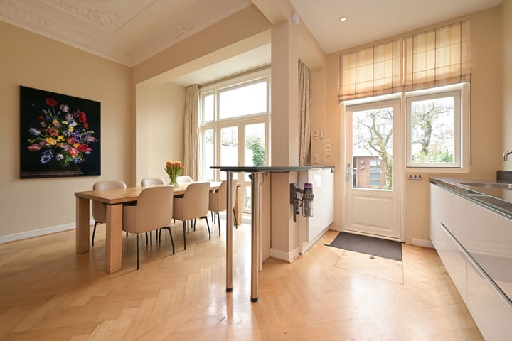 Foto 17 van Emmastraat 5