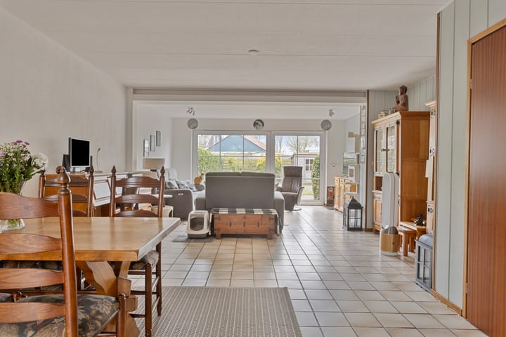 Photo 5 of Oranjehof 16