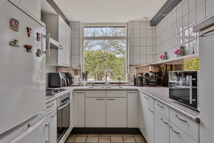 Photo 9 of Oranjehof 16