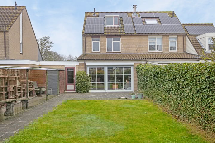 Photo 21 of Oranjehof 16