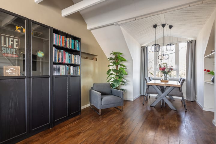 Foto 12 van Anthony van Leeuwenhoeklaan 6-III