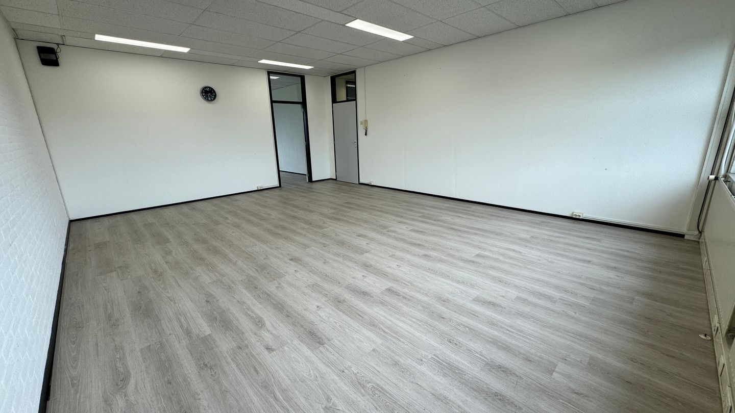 View photo 5 of Markerkant 12 1-01