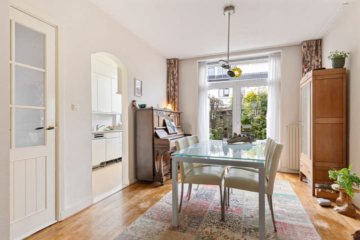 Foto 10 van Trompstraat 49