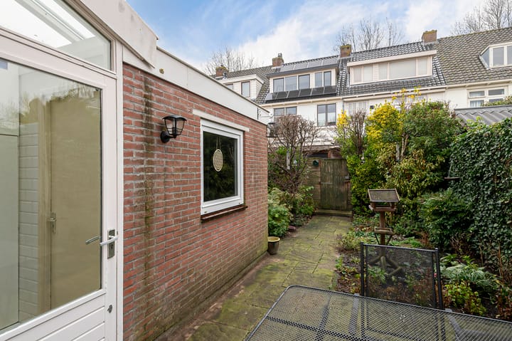 Foto 17 van Trompstraat 49