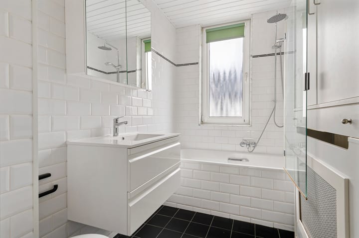 Foto 21 van Trompstraat 49