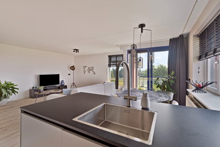 Foto 8 van Meteorenweg 102