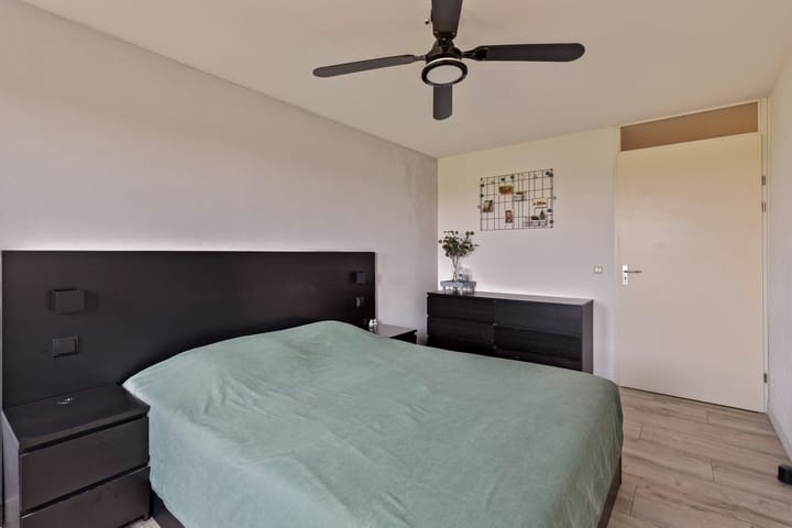 Foto 10 van Meteorenweg 102