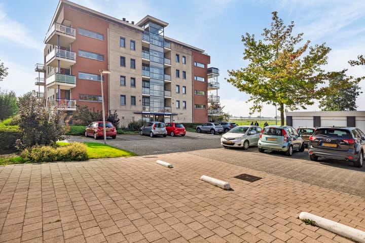 Foto 18 van Meteorenweg 102