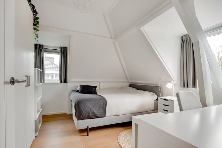 Foto 42 van Kersbergenplein 13