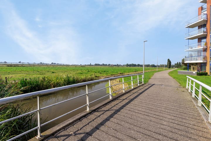 Foto 24 van Meteorenweg 102