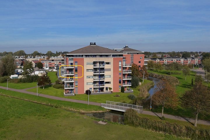 Foto 25 van Meteorenweg 102