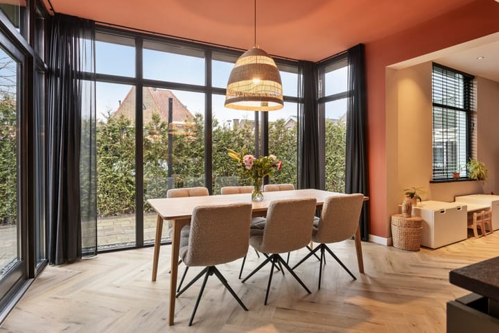 Foto 26 van Sint Josephstraat 64