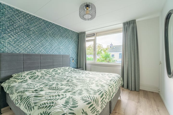 Foto 12 van Goudenregenplantsoen 16