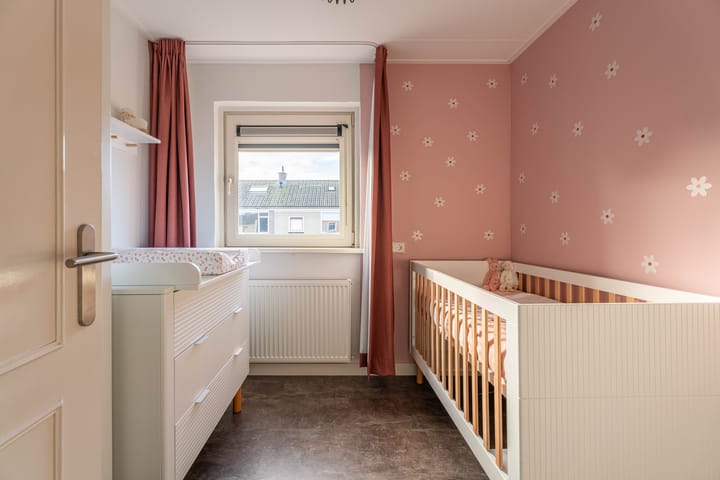 Foto 18 van Goudenregenplantsoen 16