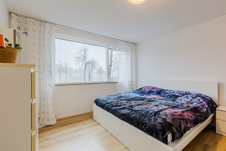 Foto 24 van Sirius 44