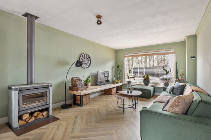 Foto 2 van Meeuwenstraat 41