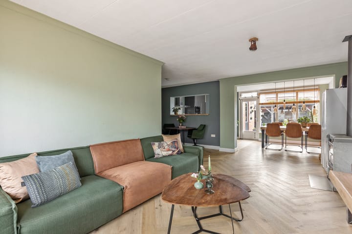 Foto 9 van Meeuwenstraat 41