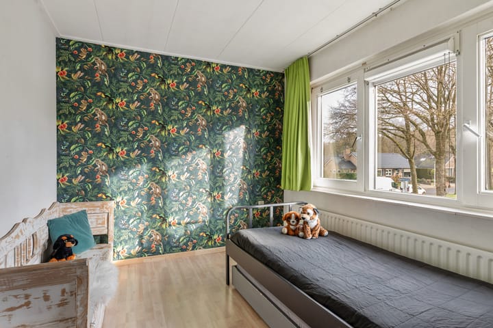 Foto 15 van Meeuwenstraat 41