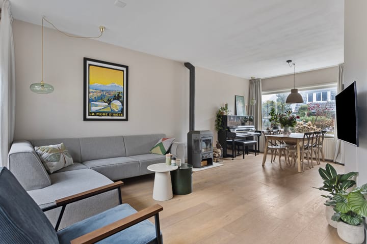 Foto 12 van Lorentzstraat 14