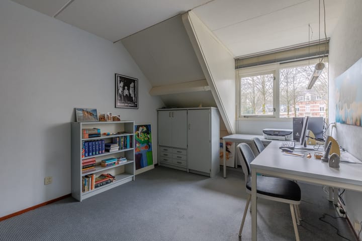 Foto 17 van Koning Lodewijklaan 13-A