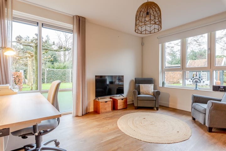 Foto 15 van Grensweg 13