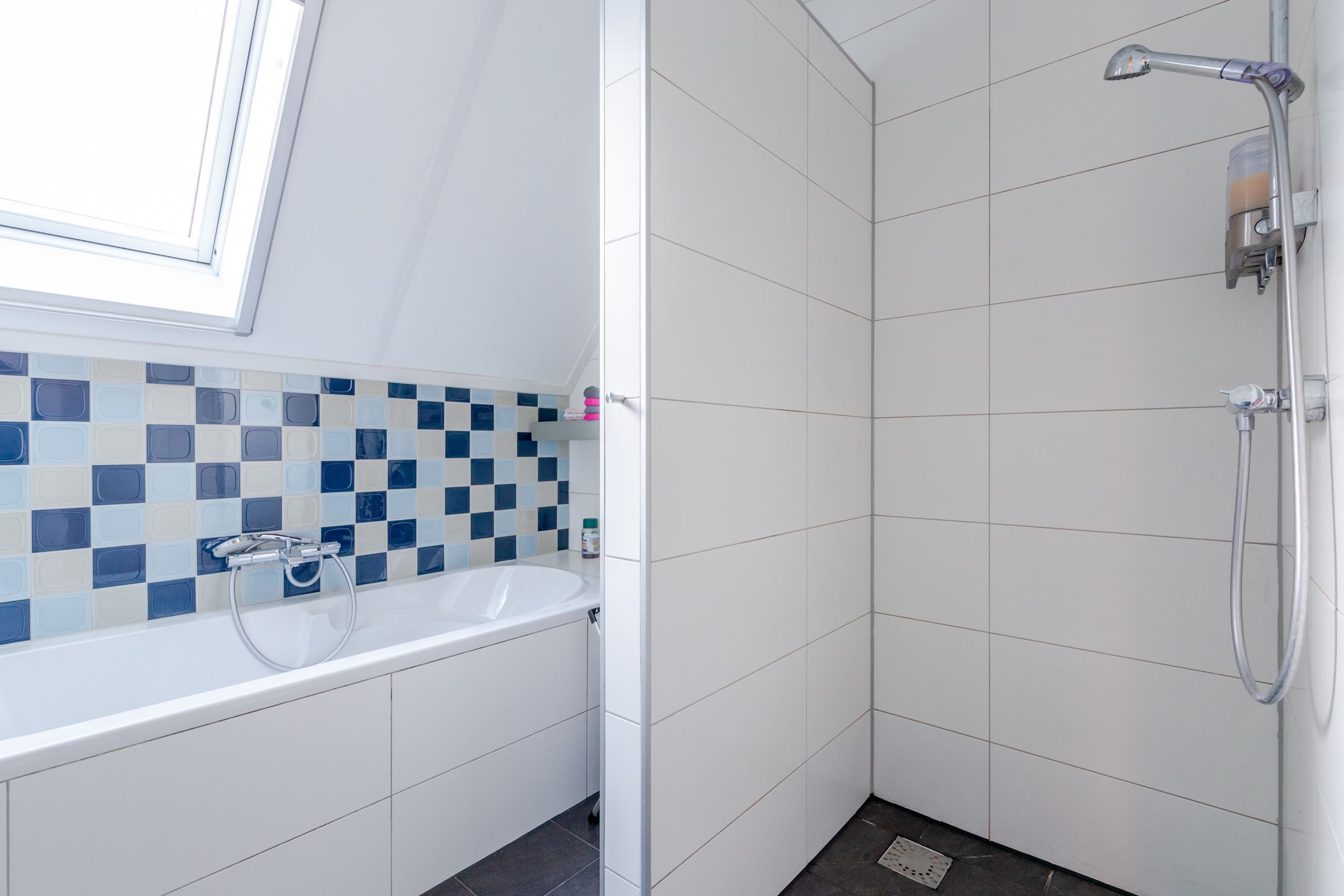 Foto 24 van Grensweg 13