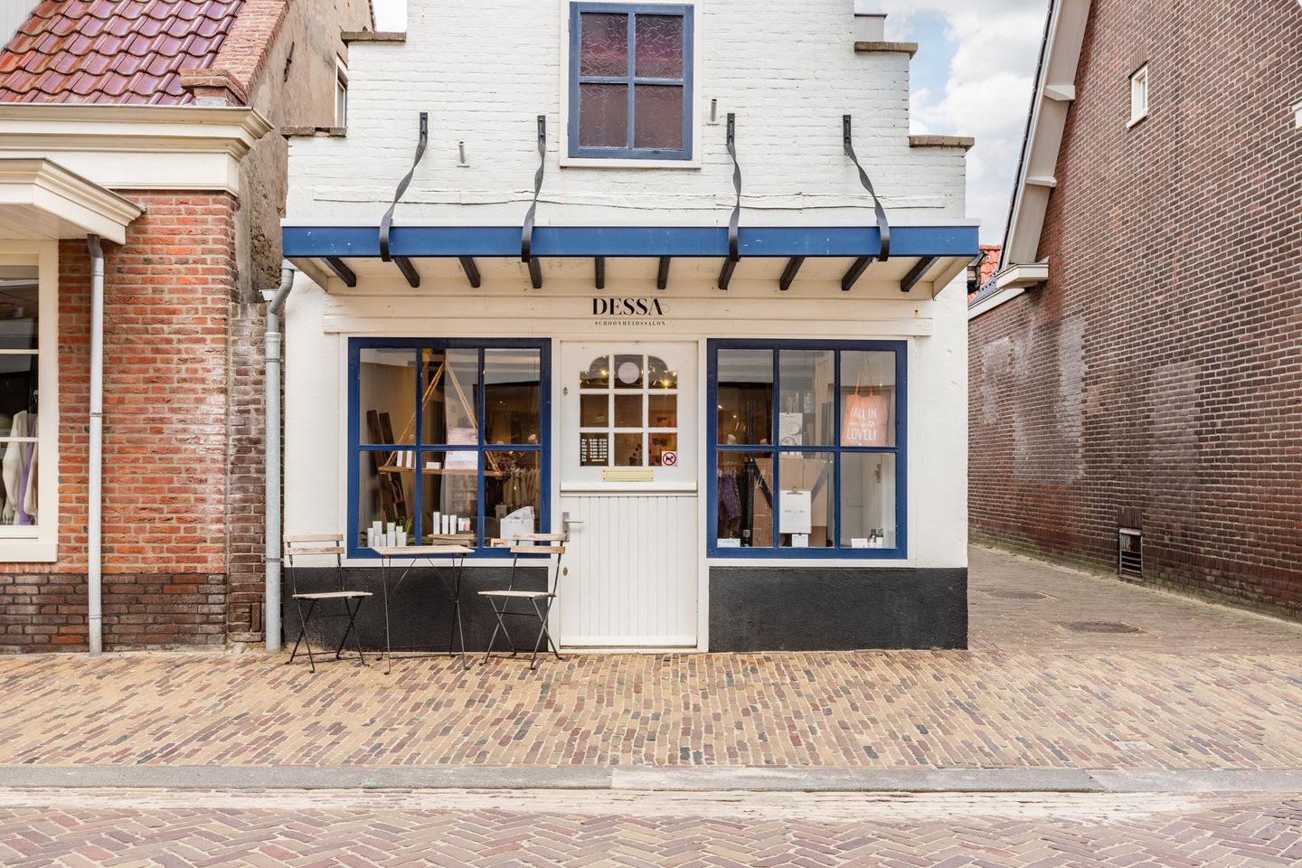 Photo 4 of Voorstraat 130