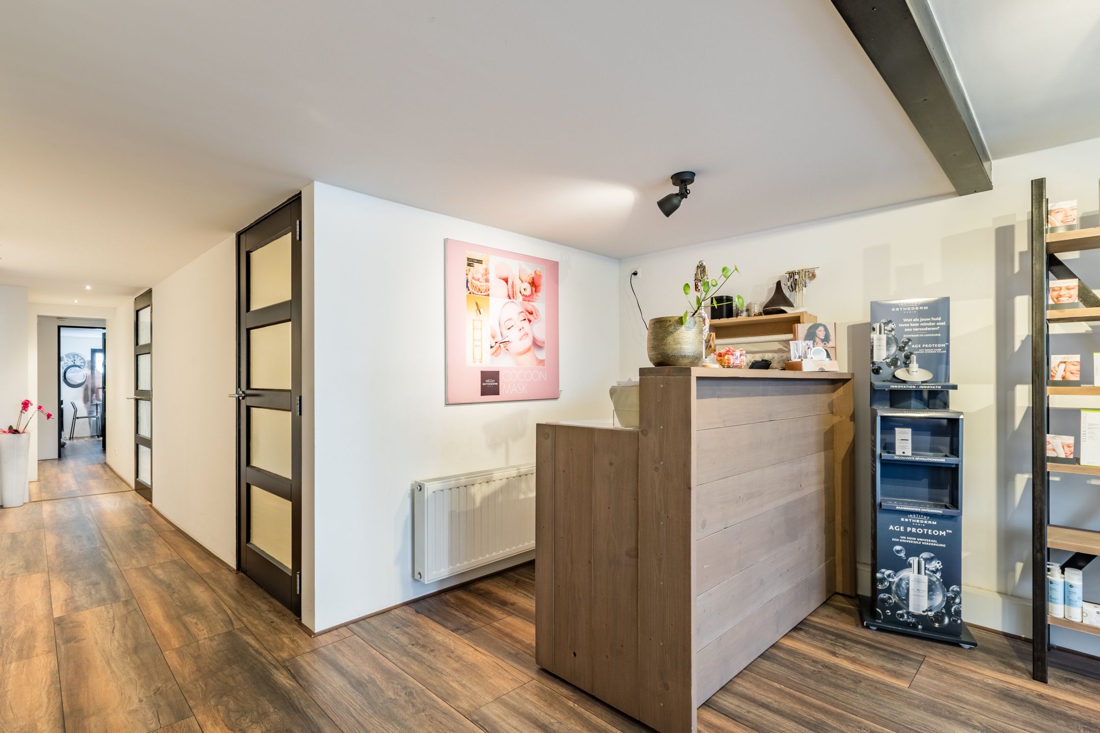 Photo 9 of Voorstraat 130