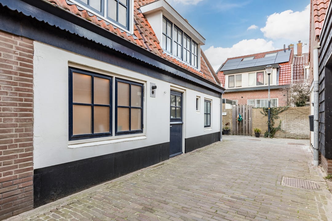 Photo 23 of Voorstraat 130