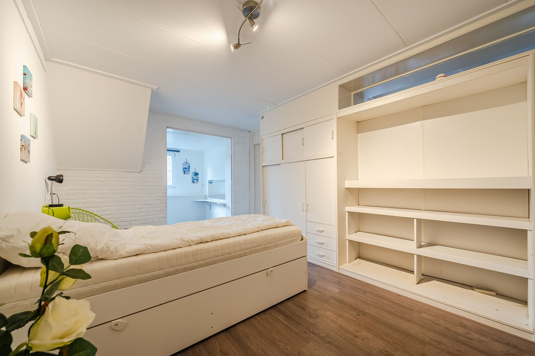 Photo 51 of Voorstraat 130
