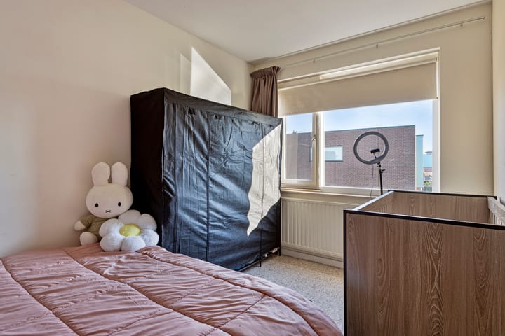 Foto 24 van De Pas 74